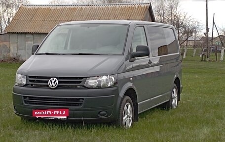 Volkswagen Transporter T5 рестайлинг, 2013 год, 2 550 000 рублей, 2 фотография