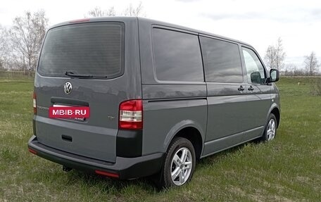 Volkswagen Transporter T5 рестайлинг, 2013 год, 2 550 000 рублей, 6 фотография