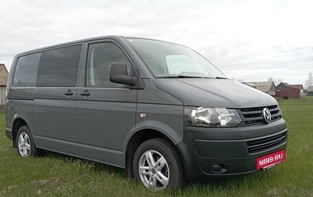 Volkswagen Transporter T5 рестайлинг, 2013 год, 2 550 000 рублей, 4 фотография