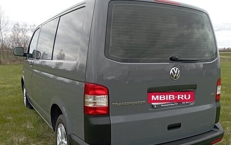 Volkswagen Transporter T5 рестайлинг, 2013 год, 2 550 000 рублей, 7 фотография