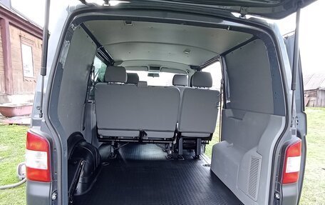 Volkswagen Transporter T5 рестайлинг, 2013 год, 2 550 000 рублей, 19 фотография