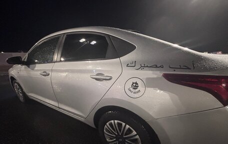 Hyundai Solaris II рестайлинг, 2019 год, 1 200 000 рублей, 16 фотография