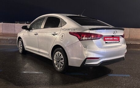 Hyundai Solaris II рестайлинг, 2019 год, 1 200 000 рублей, 17 фотография