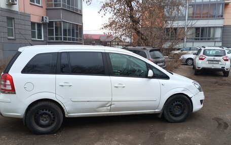 Opel Zafira B, 2012 год, 570 000 рублей, 2 фотография