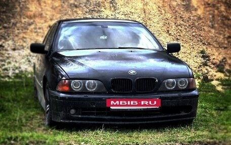 BMW 5 серия, 2000 год, 400 000 рублей, 2 фотография