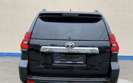 Toyota Land Cruiser Prado 150 рестайлинг 2, 2019 год, 4 930 000 рублей, 8 фотография
