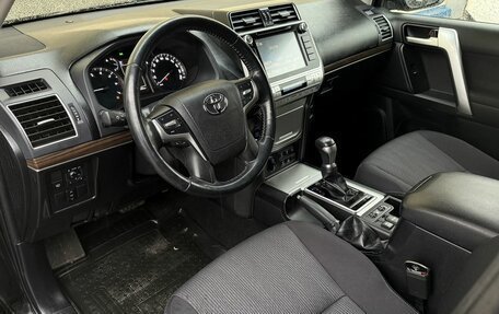 Toyota Land Cruiser Prado 150 рестайлинг 2, 2019 год, 4 930 000 рублей, 17 фотография