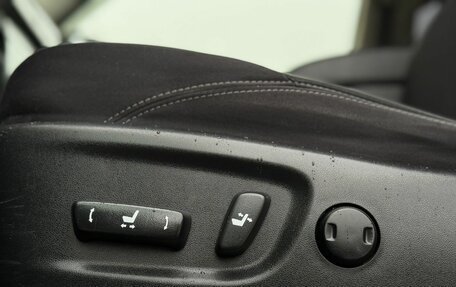 Toyota Land Cruiser Prado 150 рестайлинг 2, 2019 год, 4 930 000 рублей, 15 фотография