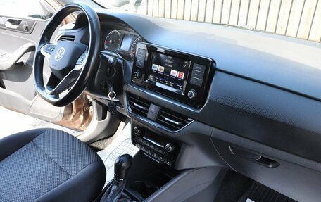 Volkswagen Polo VI (EU Market), 2021 год, 1 720 000 рублей, 10 фотография