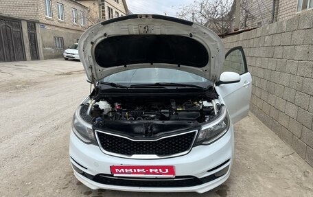 KIA Rio III рестайлинг, 2016 год, 560 000 рублей, 1 фотография
