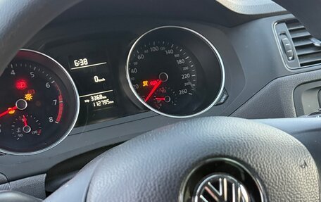 Volkswagen Jetta VI, 2015 год, 1 027 000 рублей, 8 фотография