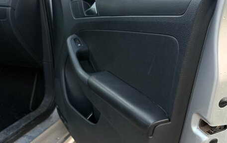 Volkswagen Jetta VI, 2015 год, 1 027 000 рублей, 10 фотография