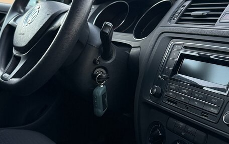 Volkswagen Jetta VI, 2015 год, 1 027 000 рублей, 12 фотография