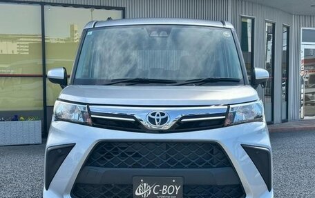 Toyota Roomy I, 2022 год, 580 000 рублей, 2 фотография