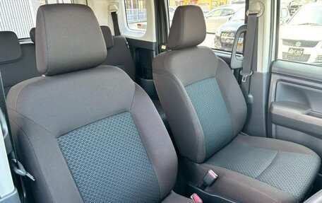 Toyota Roomy I, 2022 год, 580 000 рублей, 14 фотография