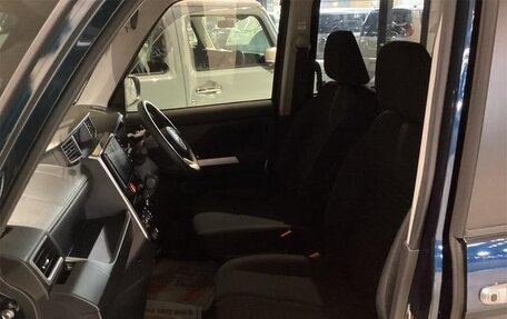 Toyota Roomy I, 2021 год, 780 000 рублей, 15 фотография