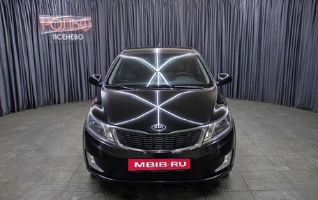 KIA Rio III рестайлинг, 2013 год, 798 000 рублей, 2 фотография