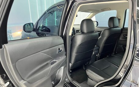 Mitsubishi Outlander III рестайлинг 3, 2022 год, 2 070 000 рублей, 16 фотография