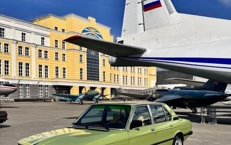 BMW 5 серия, 1981 год, 650 000 рублей, 12 фотография