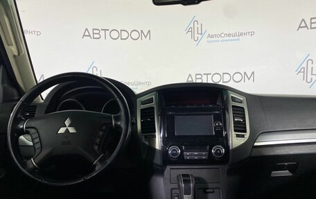 Mitsubishi Pajero IV, 2015 год, 2 697 000 рублей, 8 фотография