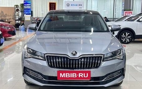 Skoda Superb III рестайлинг, 2024 год, 2 500 548 рублей, 2 фотография