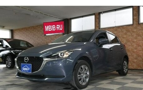 Mazda 2 III, 2022 год, 900 000 рублей, 3 фотография