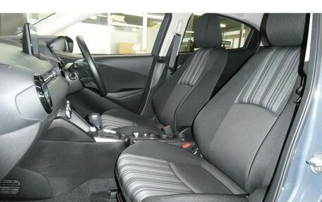 Mazda 2 III, 2022 год, 900 000 рублей, 14 фотография