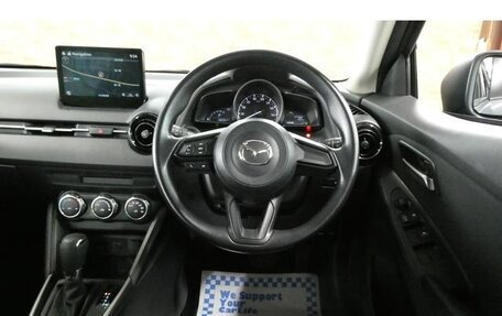 Mazda 2 III, 2022 год, 900 000 рублей, 10 фотография