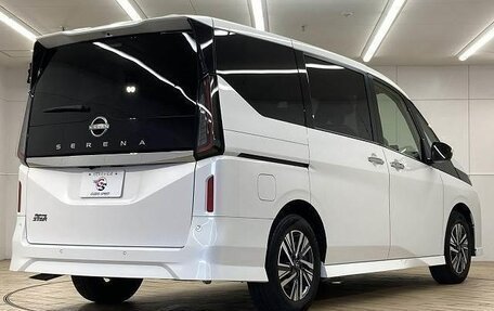 Nissan Serena, 2023 год, 1 850 000 рублей, 5 фотография