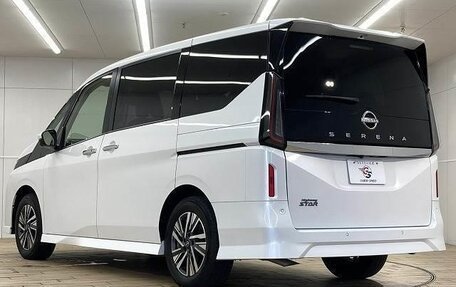 Nissan Serena, 2023 год, 1 850 000 рублей, 7 фотография