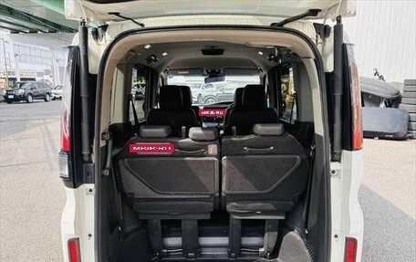 Honda Stepwgn IV, 2020 год, 1 930 000 рублей, 24 фотография