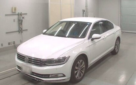 Volkswagen Passat B8 рестайлинг, 2015 год, 14 фотография