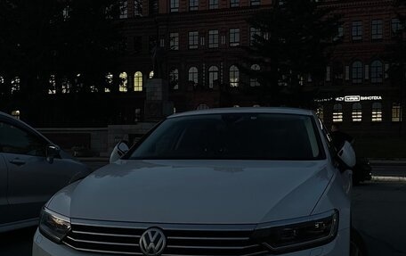 Volkswagen Passat B8 рестайлинг, 2015 год, 10 фотография