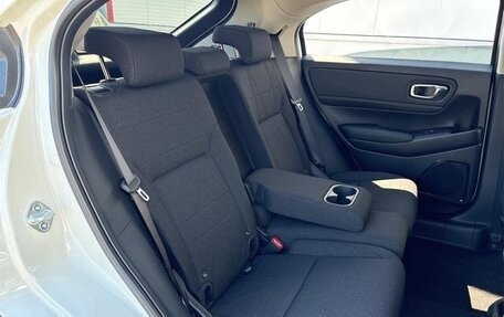 Honda Vezel, 2024 год, 1 580 000 рублей, 20 фотография