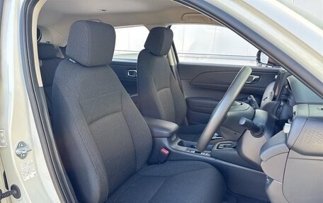 Honda Vezel, 2024 год, 1 580 000 рублей, 19 фотография