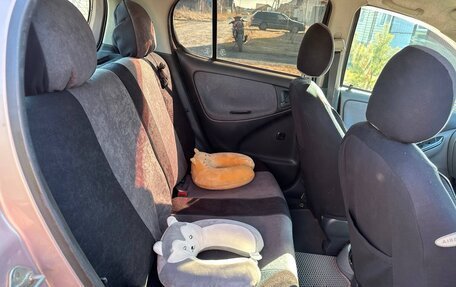 Toyota Vitz, 2000 год, 370 000 рублей, 10 фотография