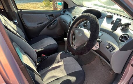 Toyota Vitz, 2000 год, 370 000 рублей, 9 фотография