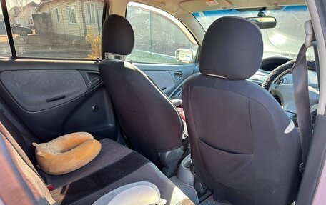 Toyota Vitz, 2000 год, 370 000 рублей, 11 фотография