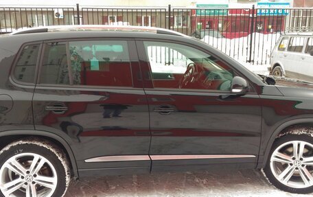 Volkswagen Tiguan I, 2016 год, 1 620 000 рублей, 2 фотография