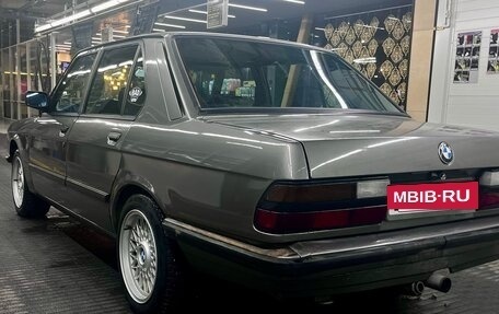 BMW 5 серия, 1987 год, 555 000 рублей, 6 фотография