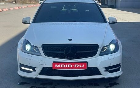 Mercedes-Benz C-Класс, 2011 год, 1 269 999 рублей, 1 фотография