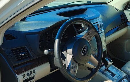 Subaru Outback IV рестайлинг, 2012 год, 1 600 000 рублей, 11 фотография