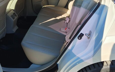 Subaru Outback IV рестайлинг, 2012 год, 1 600 000 рублей, 19 фотография