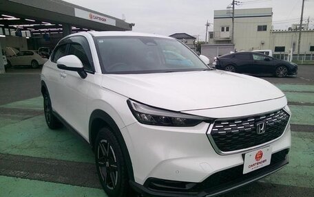 Honda Vezel, 2023 год, 1 750 000 рублей, 3 фотография