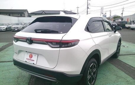 Honda Vezel, 2023 год, 1 750 000 рублей, 8 фотография