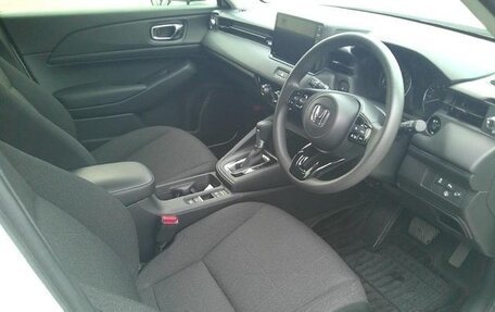 Honda Vezel, 2023 год, 1 750 000 рублей, 9 фотография