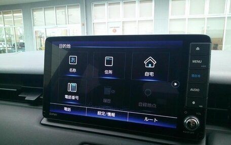 Honda Vezel, 2023 год, 1 750 000 рублей, 14 фотография