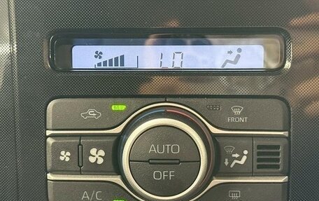 Toyota Roomy I, 2022 год, 820 005 рублей, 10 фотография