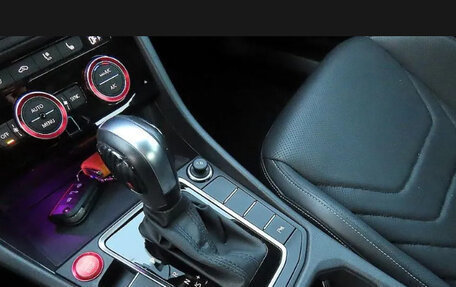 Volkswagen Jetta VII, 2021 год, 1 650 000 рублей, 10 фотография