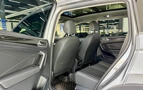 Volkswagen Tiguan II, 2023 год, 2 741 700 рублей, 11 фотография